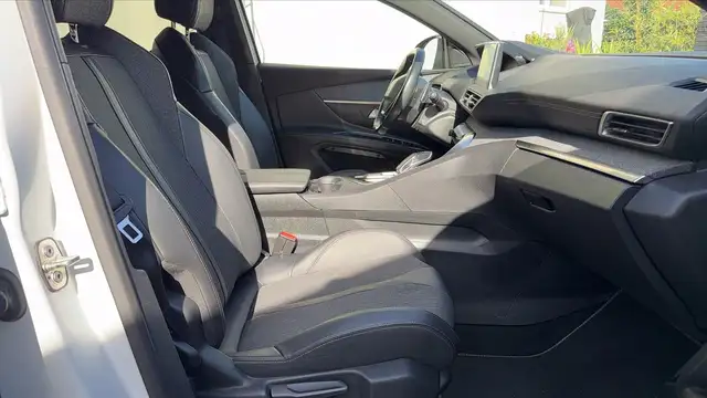Peugeot 5008 view 26