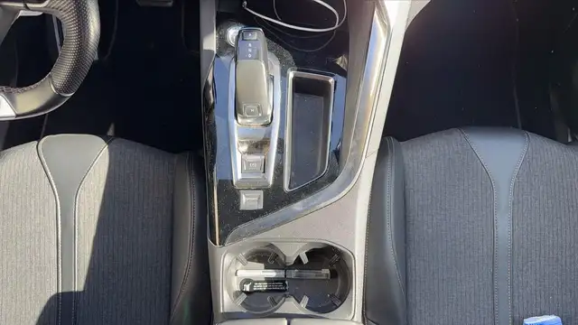Peugeot 5008 view 27