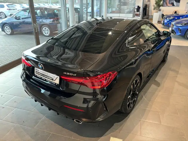 BMW 4 Series view 12