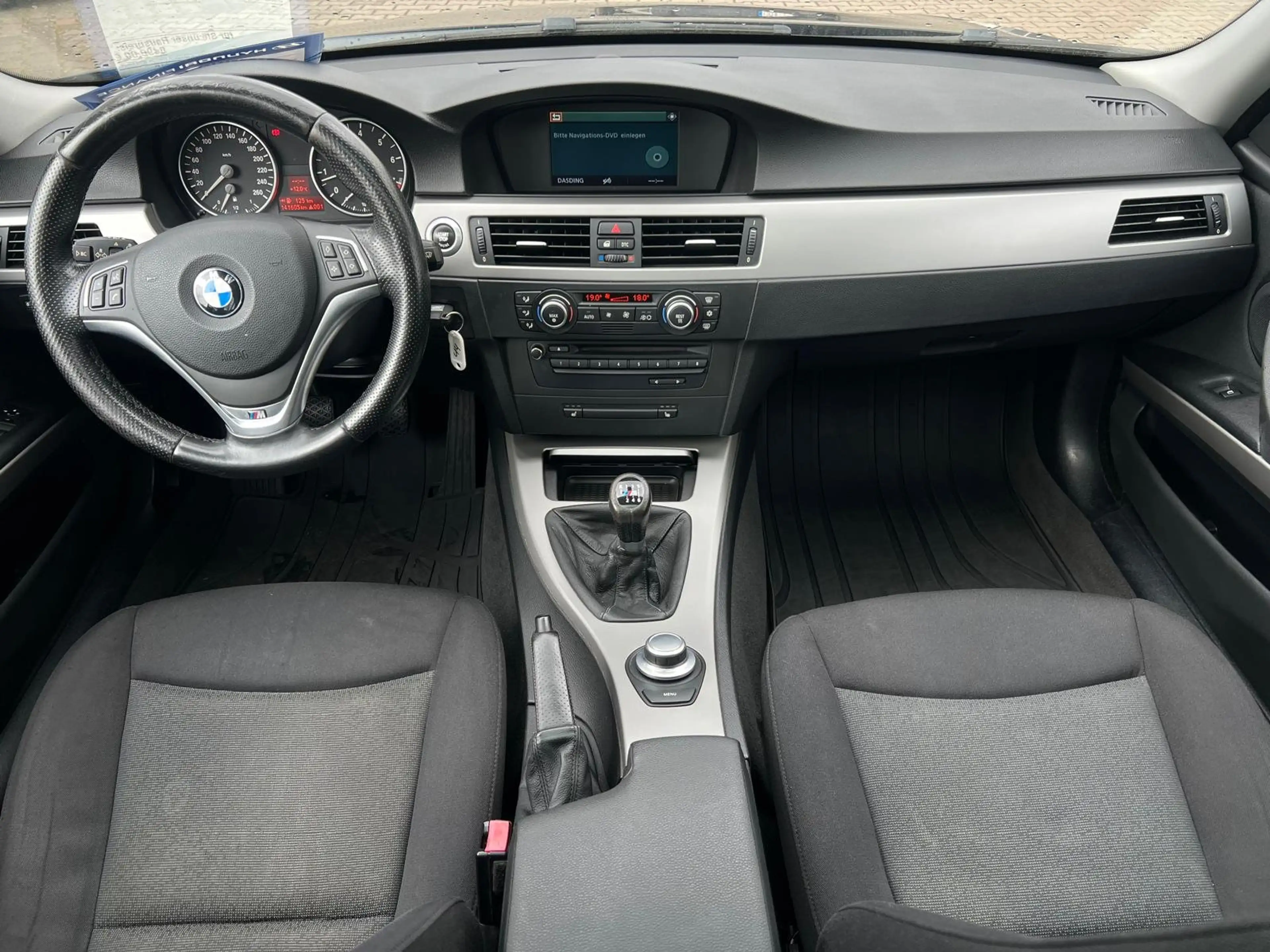 BMW 325 325i E90 *2.Hand*TÜV neu*Service neu*M-Lenkrad — photo 11
