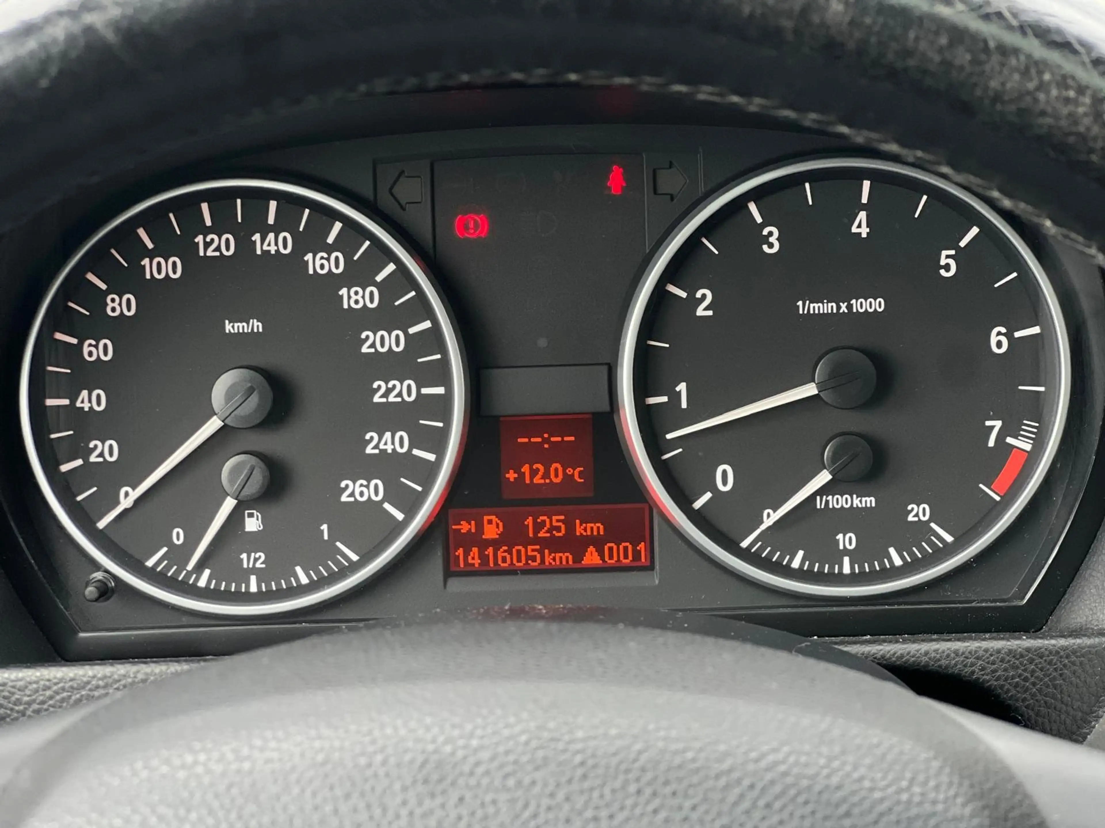 BMW 325 325i E90 *2.Hand*TÜV neu*Service neu*M-Lenkrad — photo 14