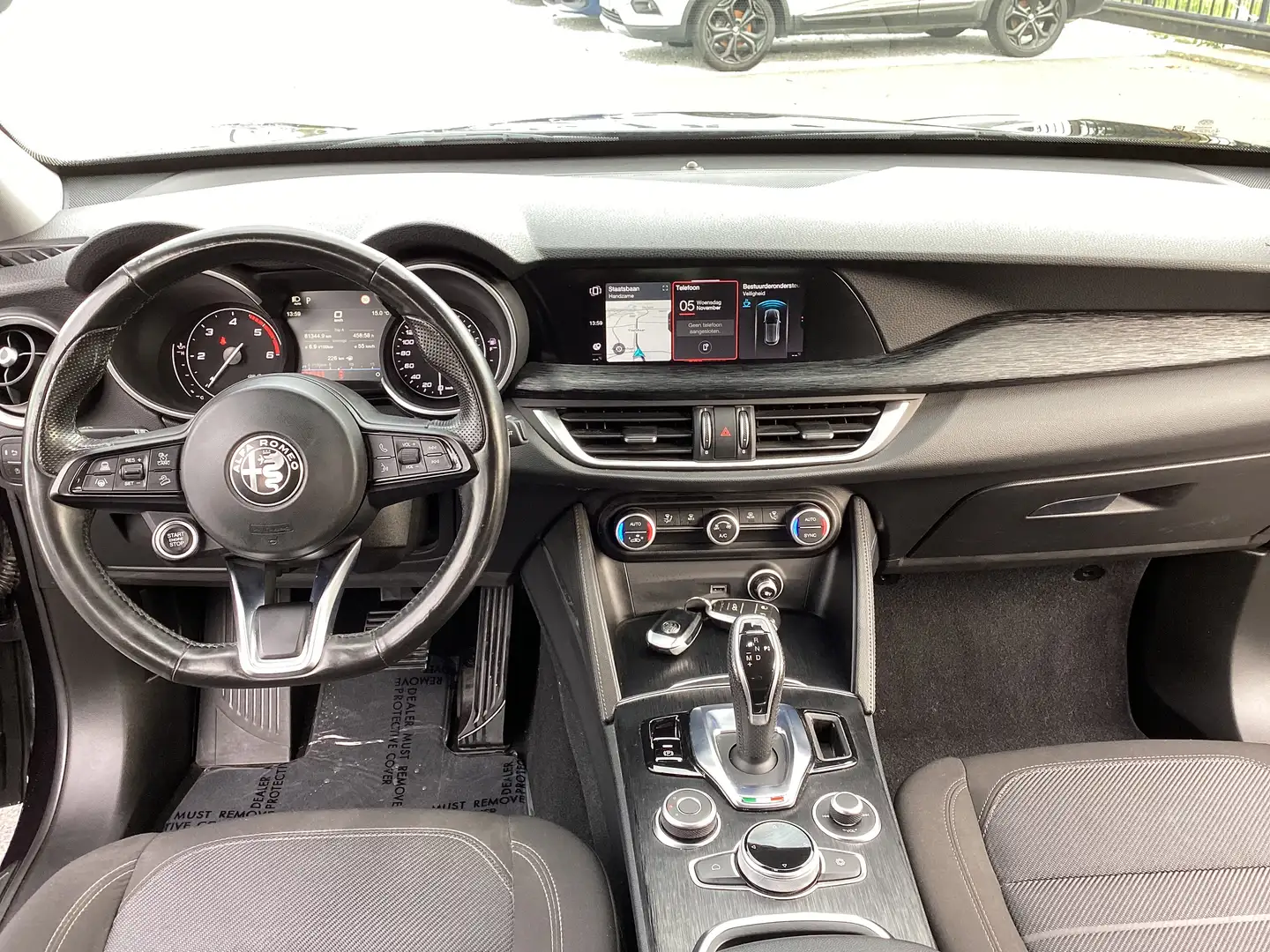 Alfa Romeo Stelvio 2.2jTD/1steEig/101000km/Cam&Pdc/LED/Cruise/Alu/Nav Noir - 2