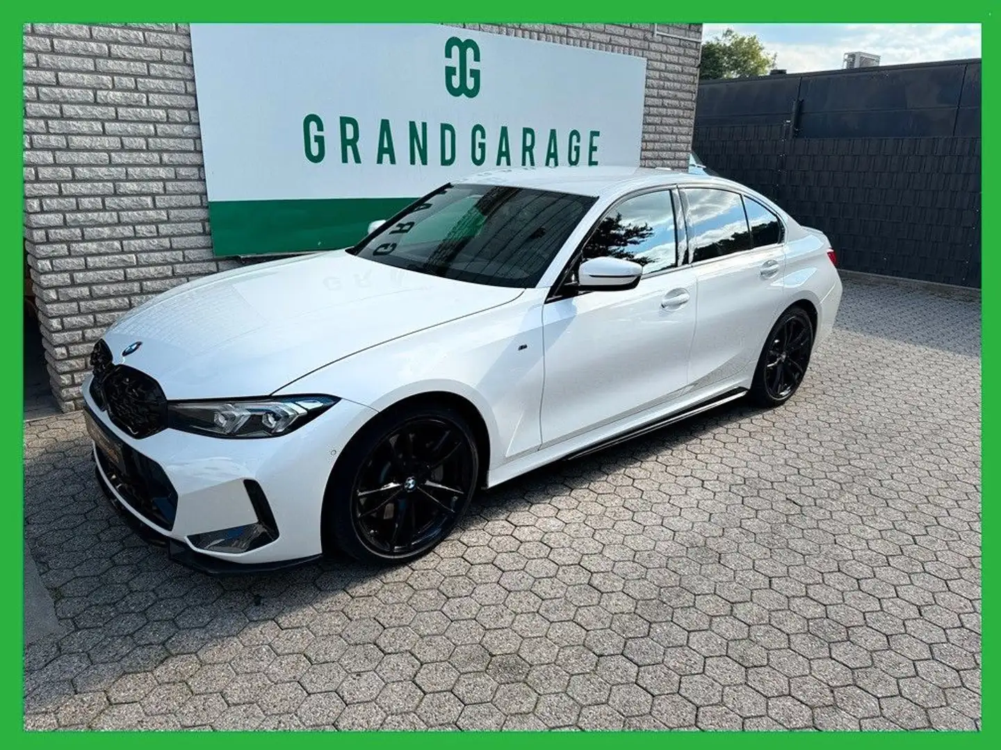 BMW 330 Baureihe 3 Lim. 330 d xD M Sport  Paket Blanco - 1