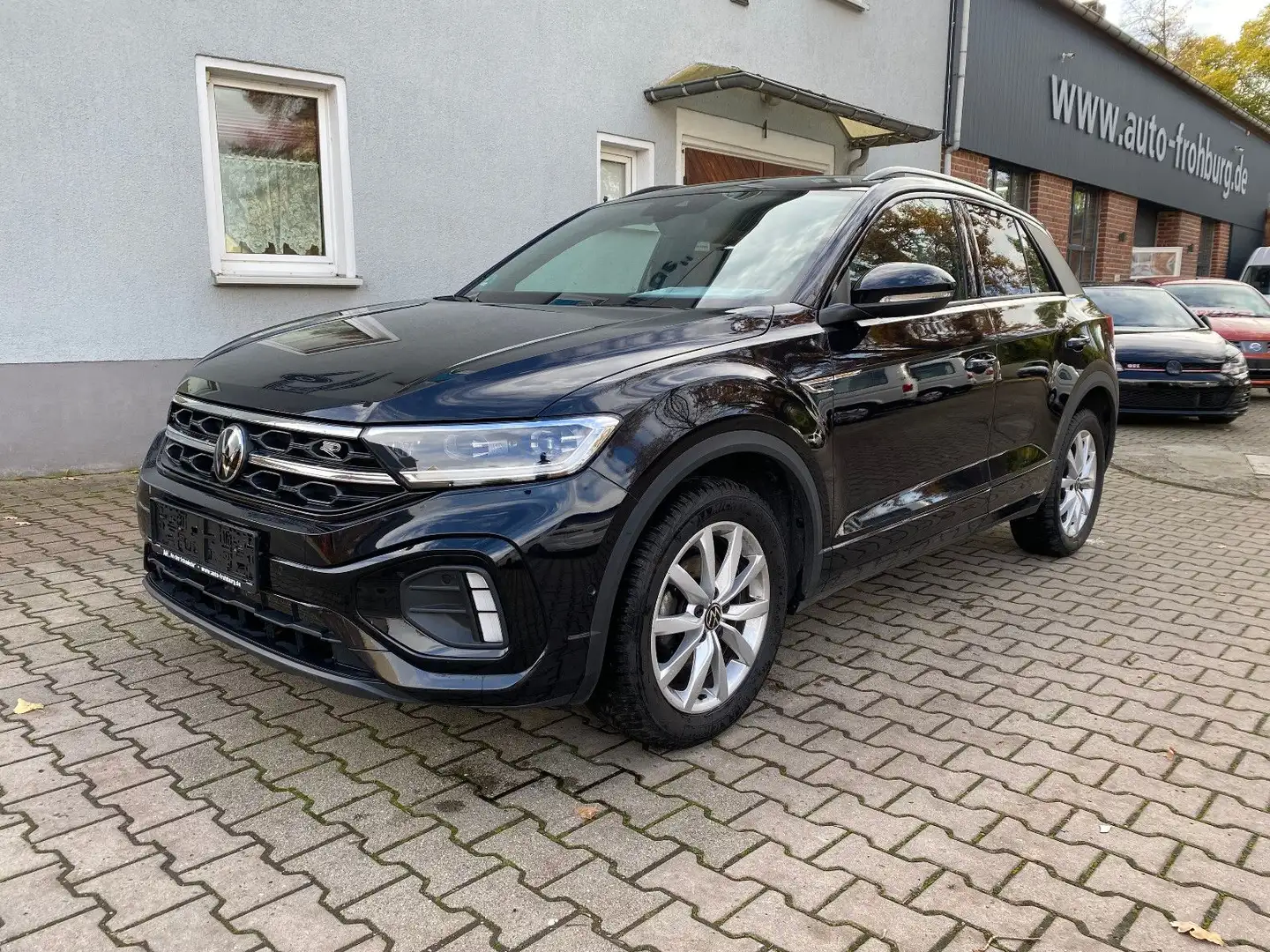 Volkswagen T-Roc R-Line,IQ LED,Navi,ACC Schwarz - 2