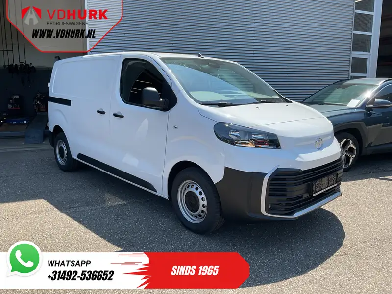 TOYOTA Proace