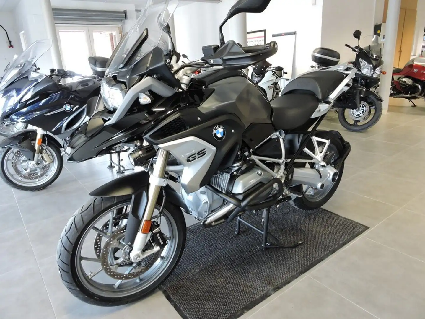 BMW R 1200 GS Zwart - 1