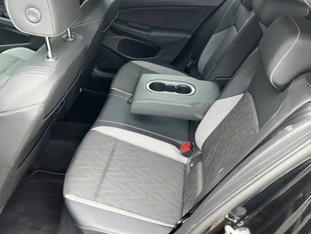Volkswagen Golf view 15