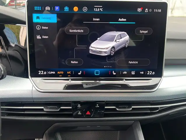 Volkswagen Golf view 12