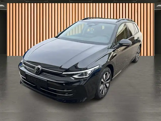 Volkswagen Golf view 2