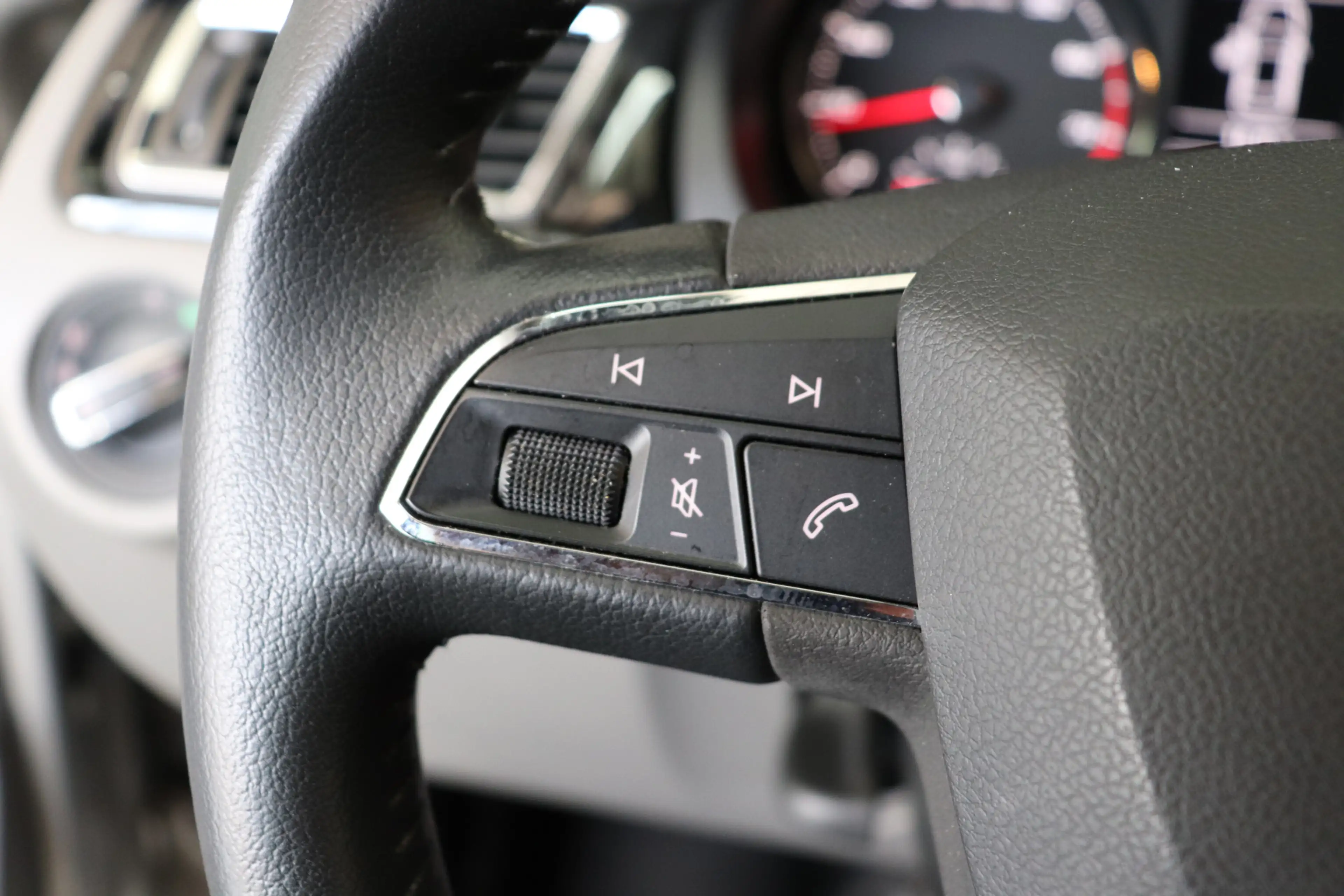 SEAT Toledo 1.2 TSI Businessline High. Veel beenruimte, koffer — photo 24
