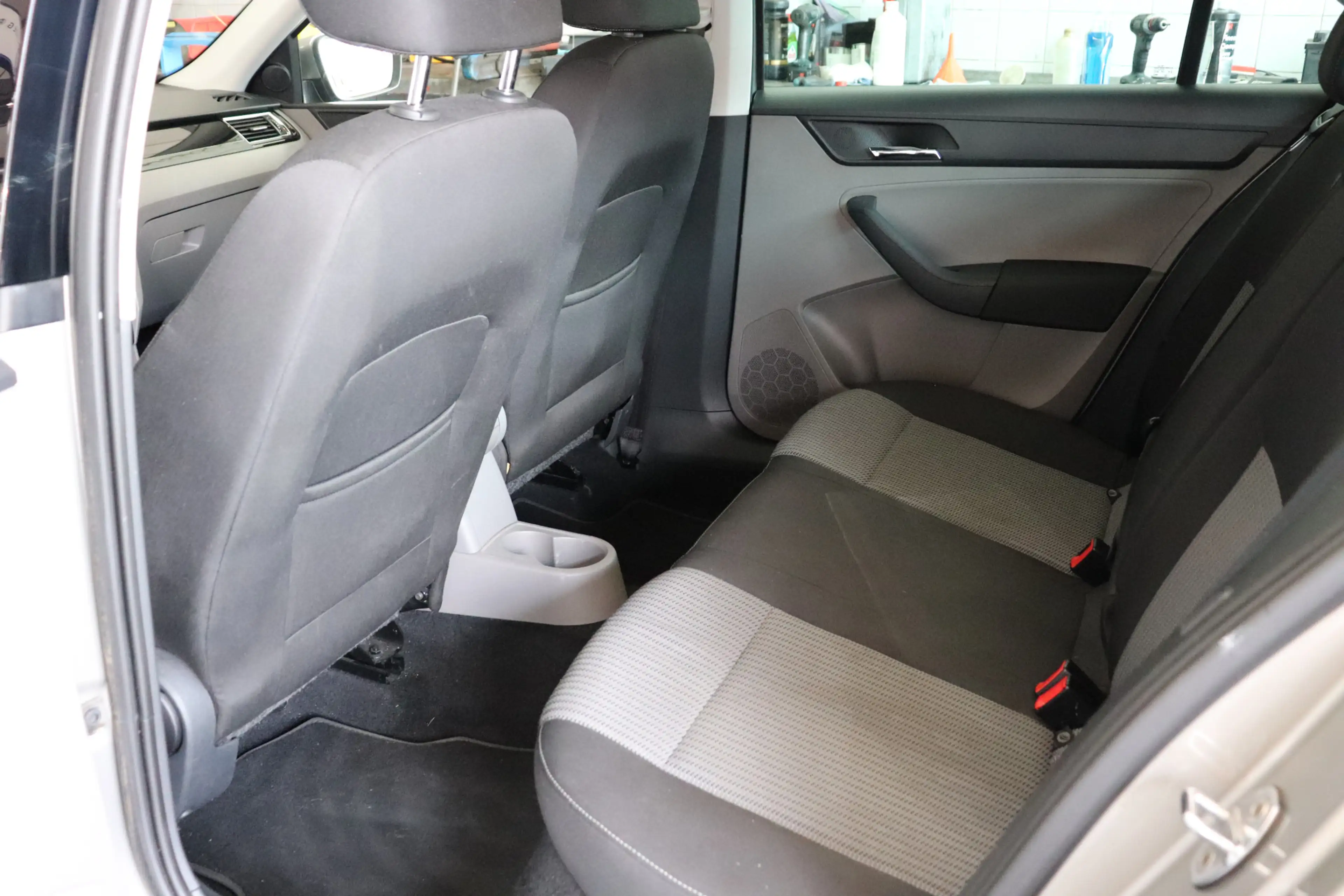 SEAT Toledo 1.2 TSI Businessline High. Veel beenruimte, koffer — photo 13