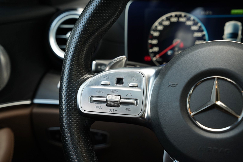 Mercedes-Benz E 53 AMG E53 AMG T Pano-StandHZG-AIRMATIC-HuD-360°-Nappa — photo 13