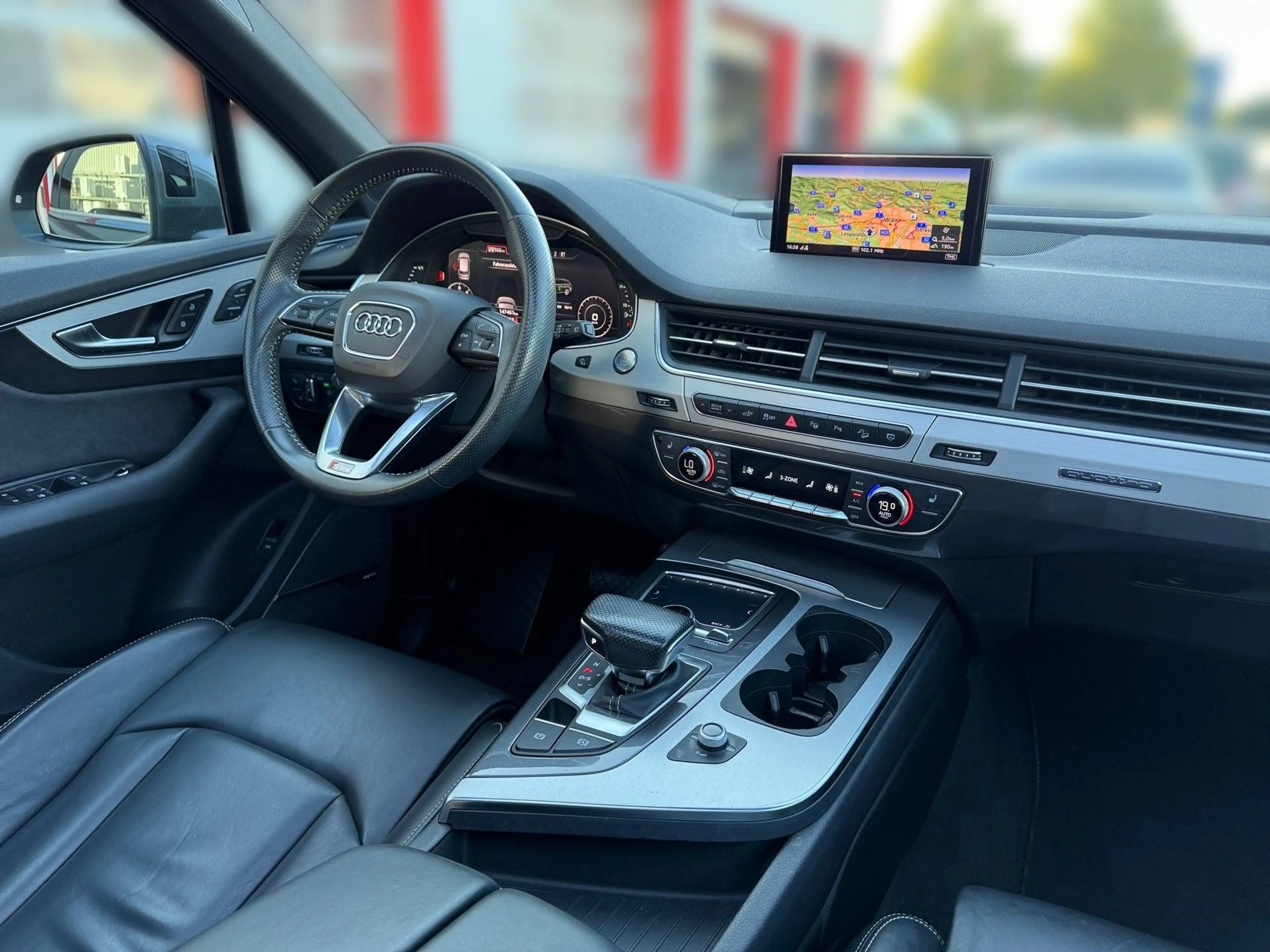 Audi Q7 e-tron 3.0 TDI e-tron quattro S-Line | Panorama | ACC | Luftfahrwerk | — photo 11