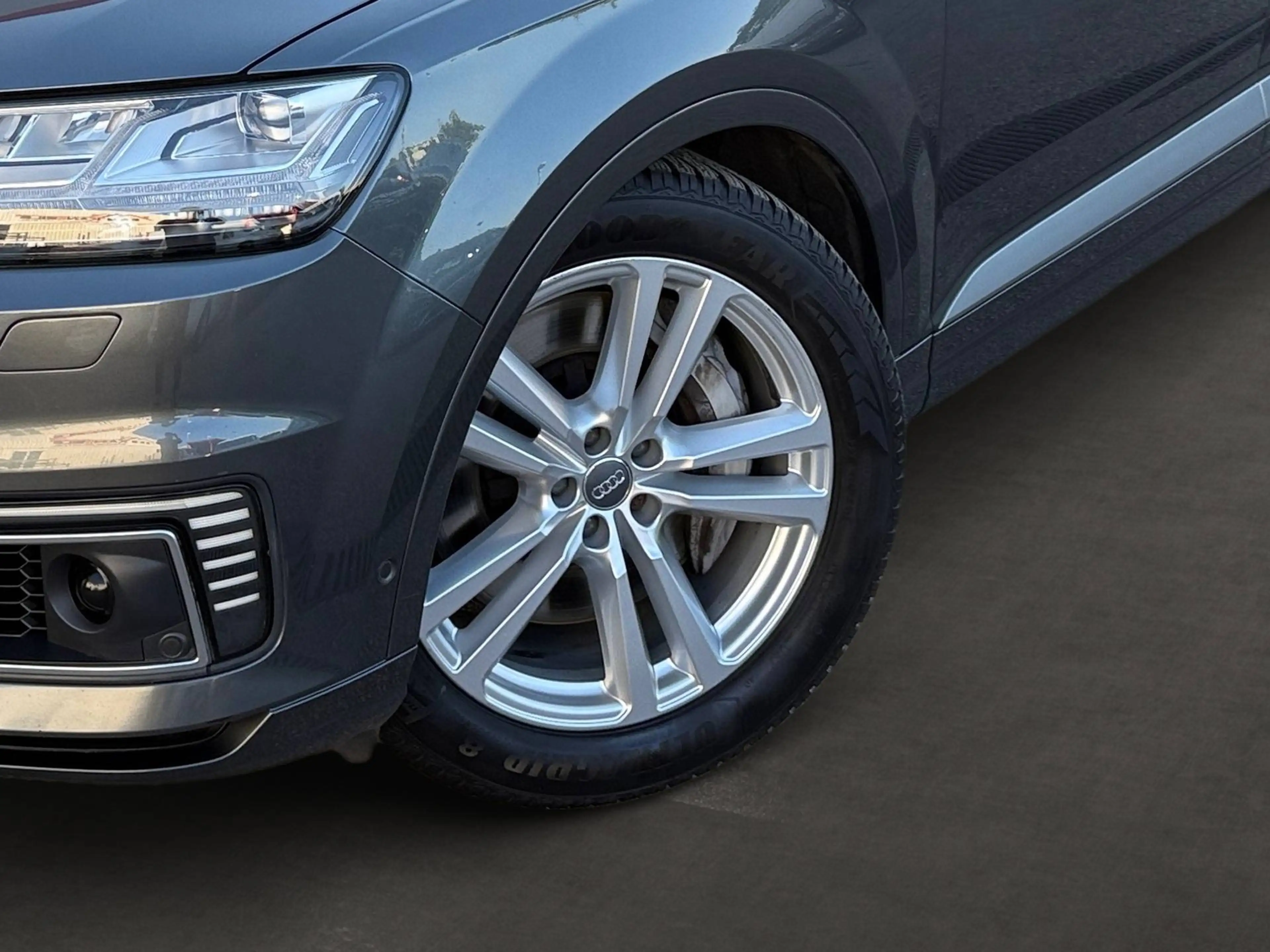 Audi Q7 e-tron 3.0 TDI e-tron quattro S-Line | Panorama | ACC | Luftfahrwerk | — photo 8