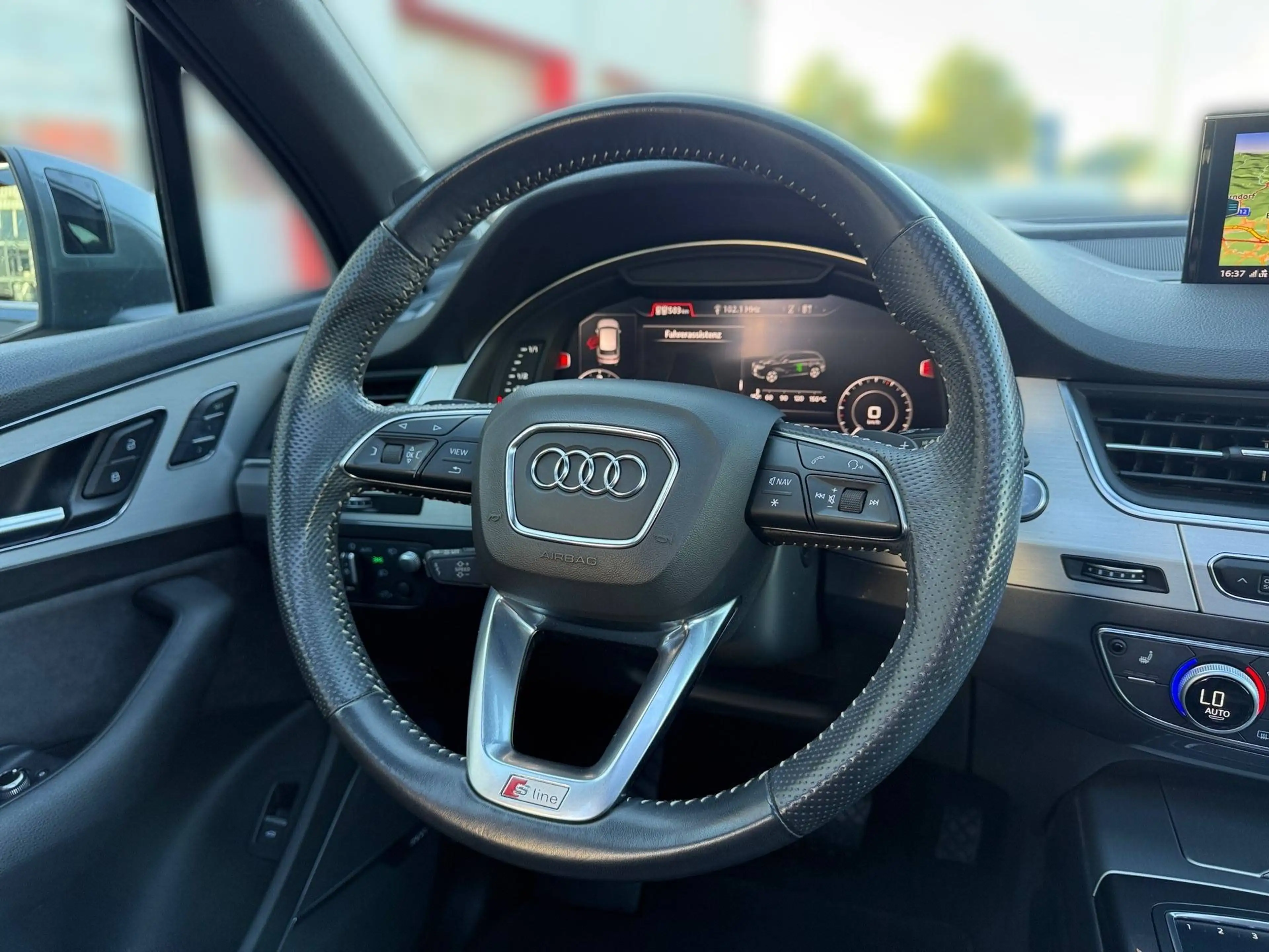 Audi Q7 e-tron 3.0 TDI e-tron quattro S-Line | Panorama | ACC | Luftfahrwerk | — photo 13