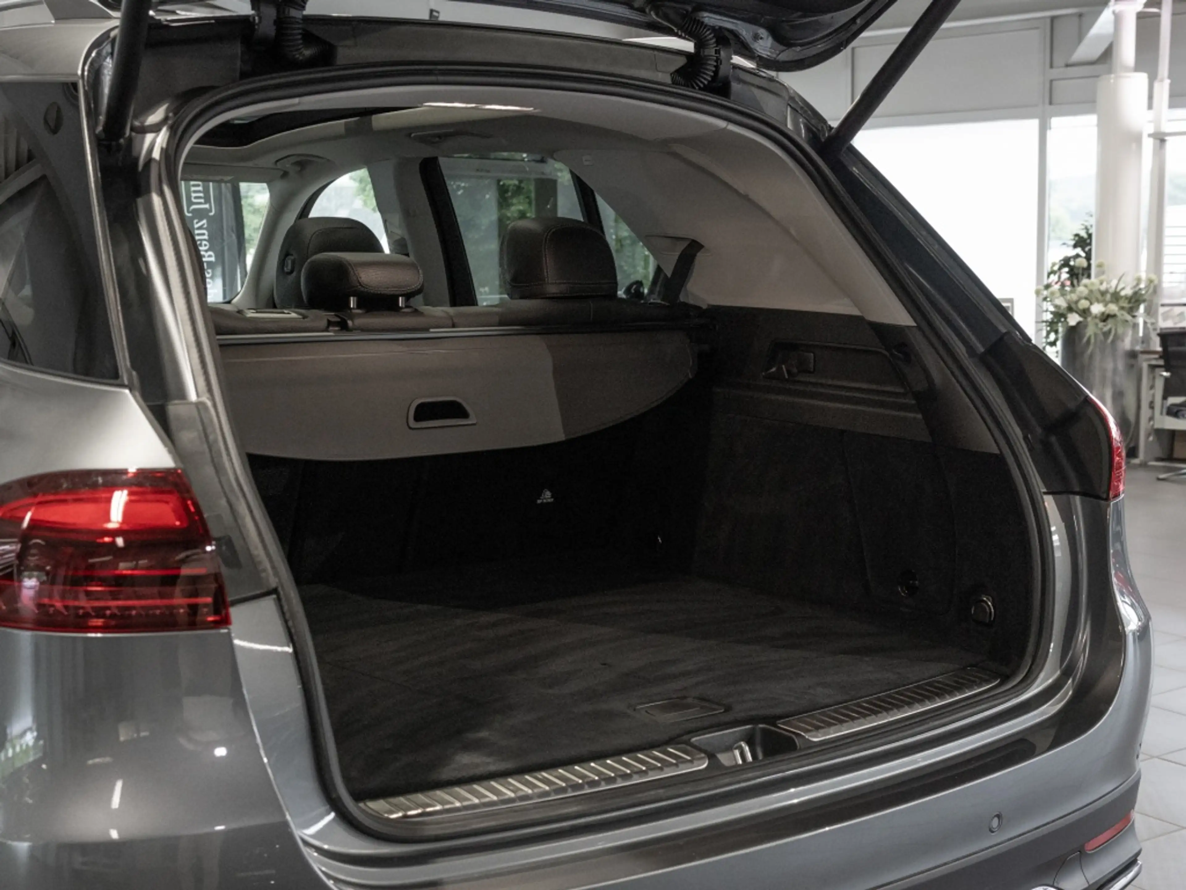 Mercedes-Benz GLE 300 d 4M , WIDE MULTI AHK KAMERA PANO SPUR — photo 10