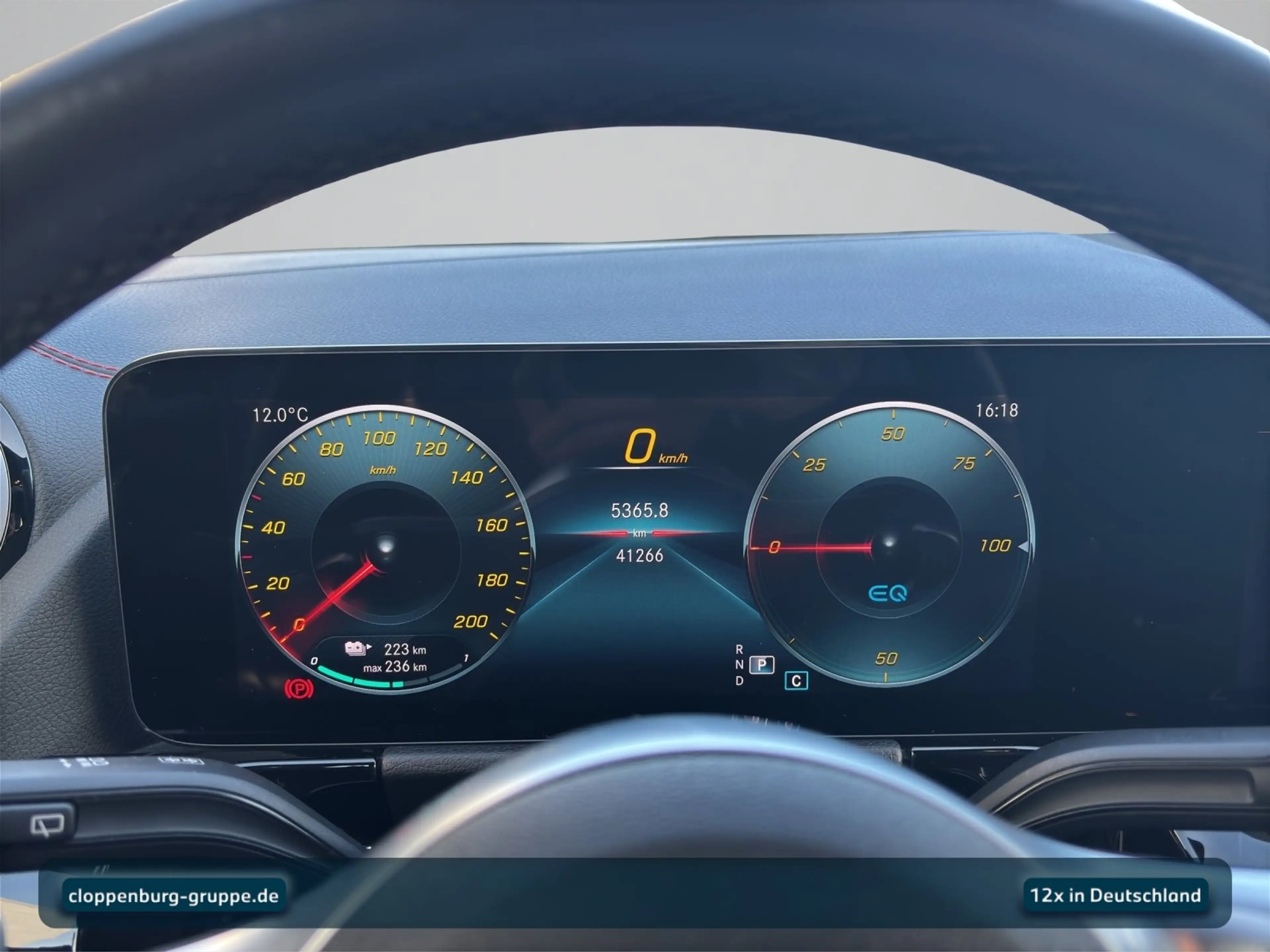 Mercedes-Benz EQA 350 4Matic AMG Line EQA 350 4Matic (243.712) — photo 14