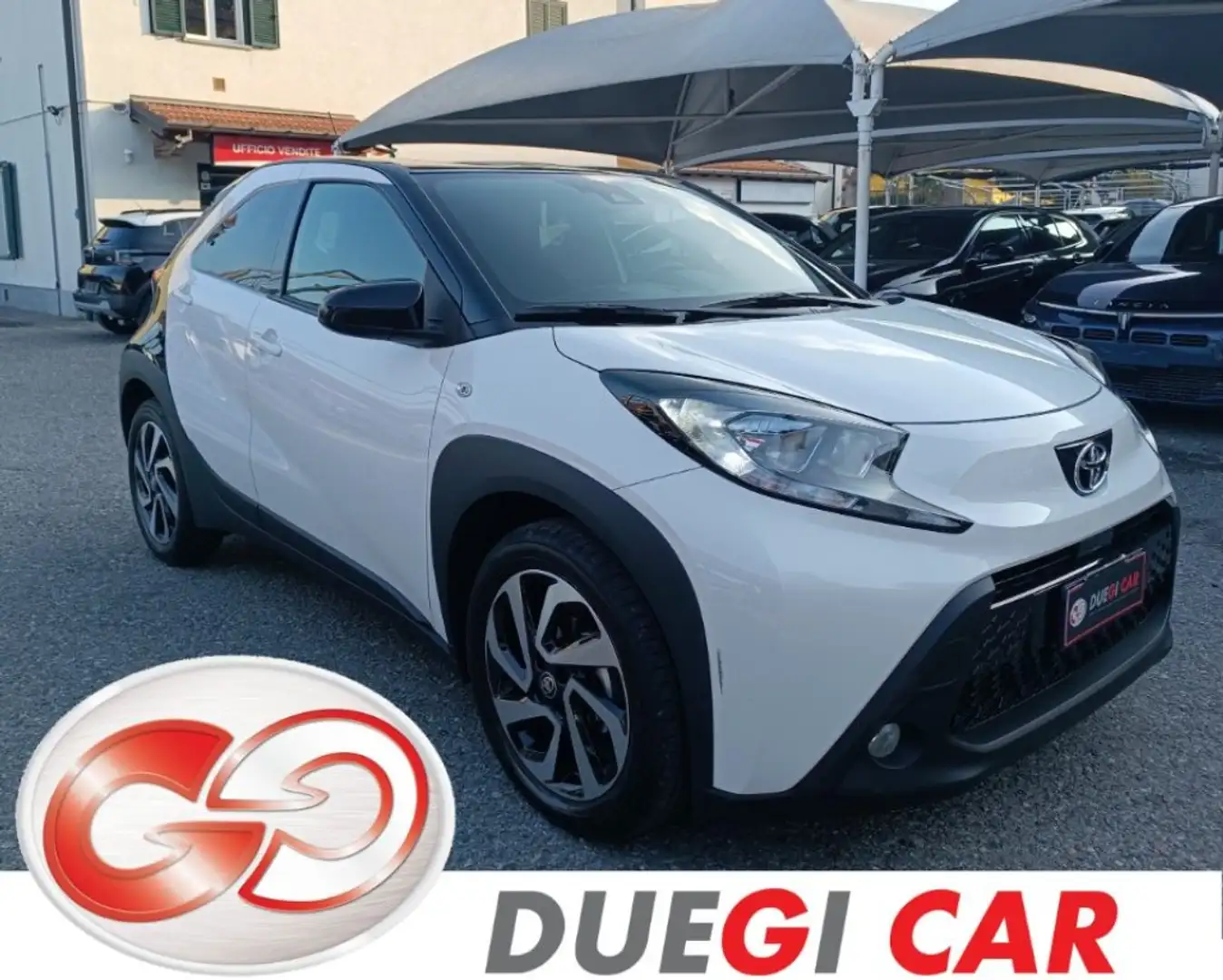 Toyota Aygo X 1.0 VVT-i 72 CV 5 porte Trend Weiß - 1