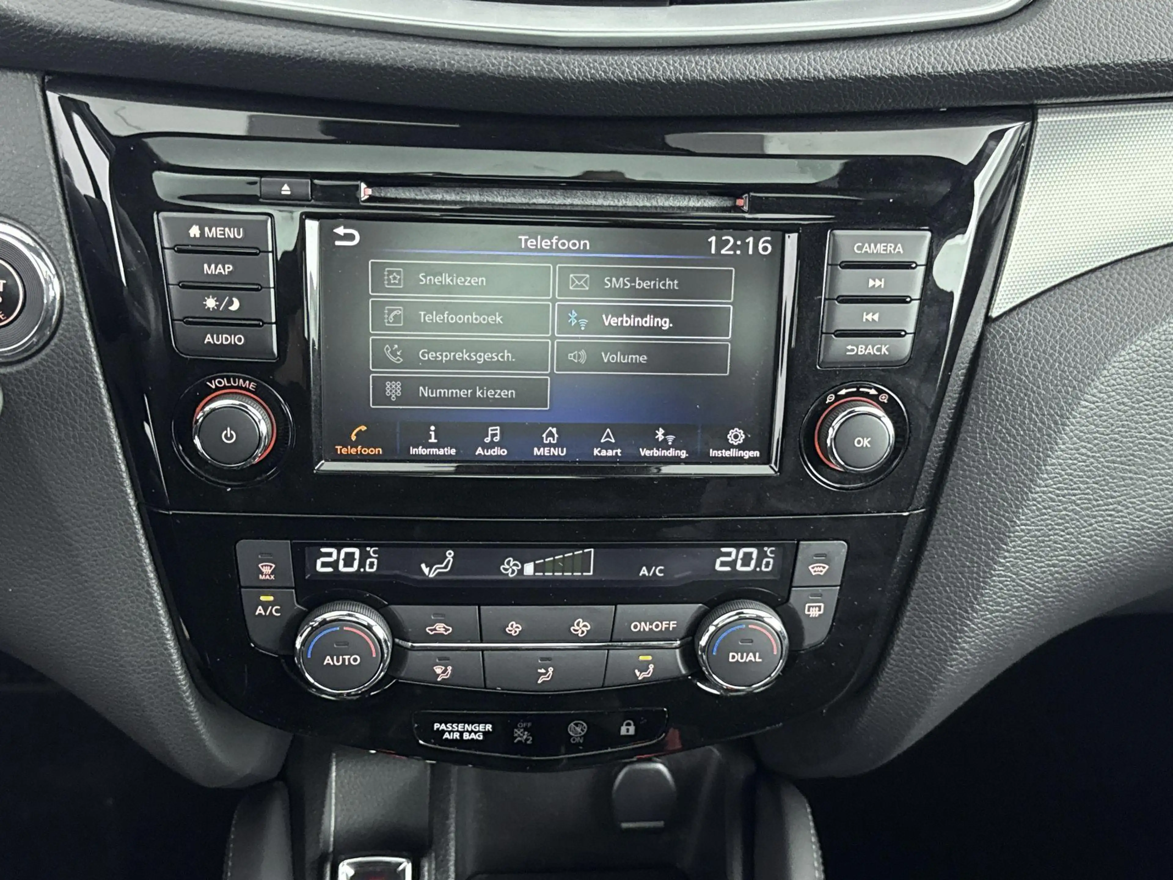 Nissan Qashqai 1.3 DIG-T Tekna + | Ledere bekleding | Navigatie | — photo 10