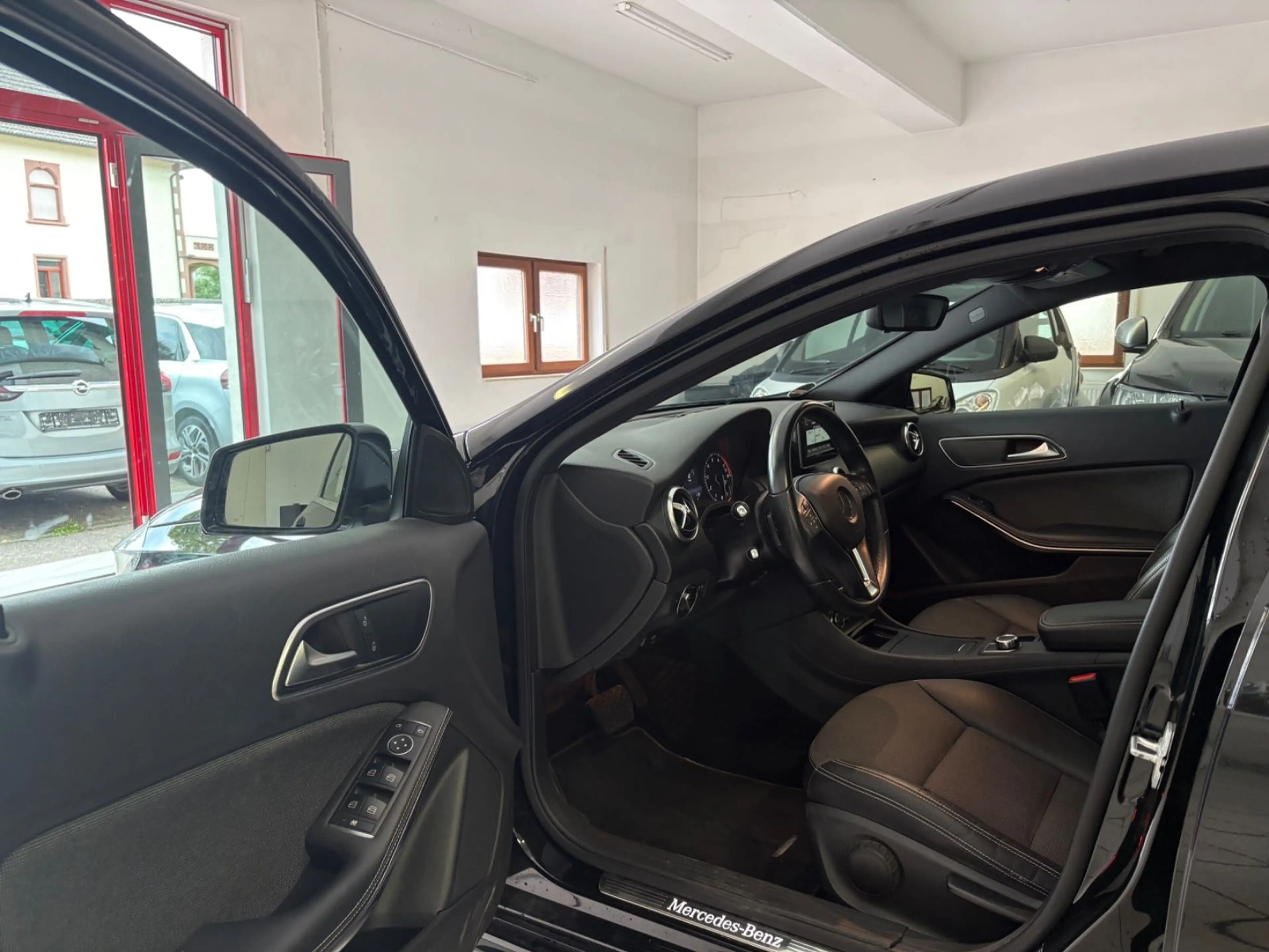 Mercedes-Benz A 180 BlueEfficiency |2Hand|Service Neu|8Fach — photo 13