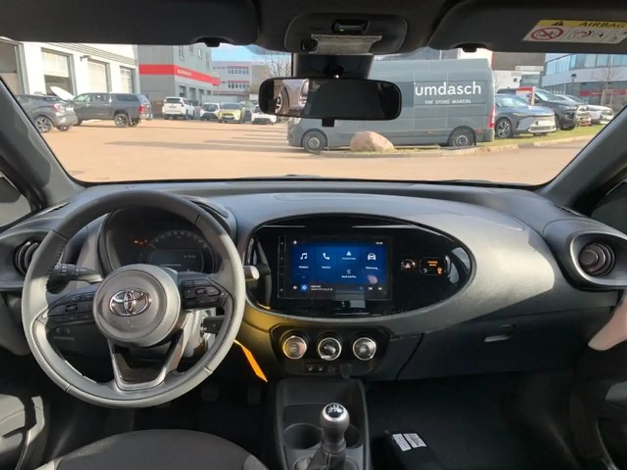 Toyota Aygo X 1.0l Business Edition Apple Carplay 16