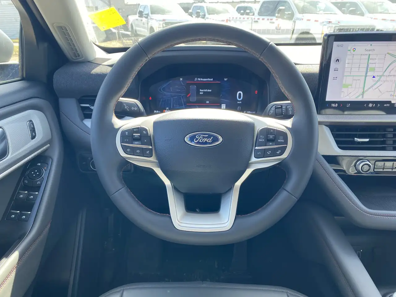 Ford Explorer снимка Ford Explorer