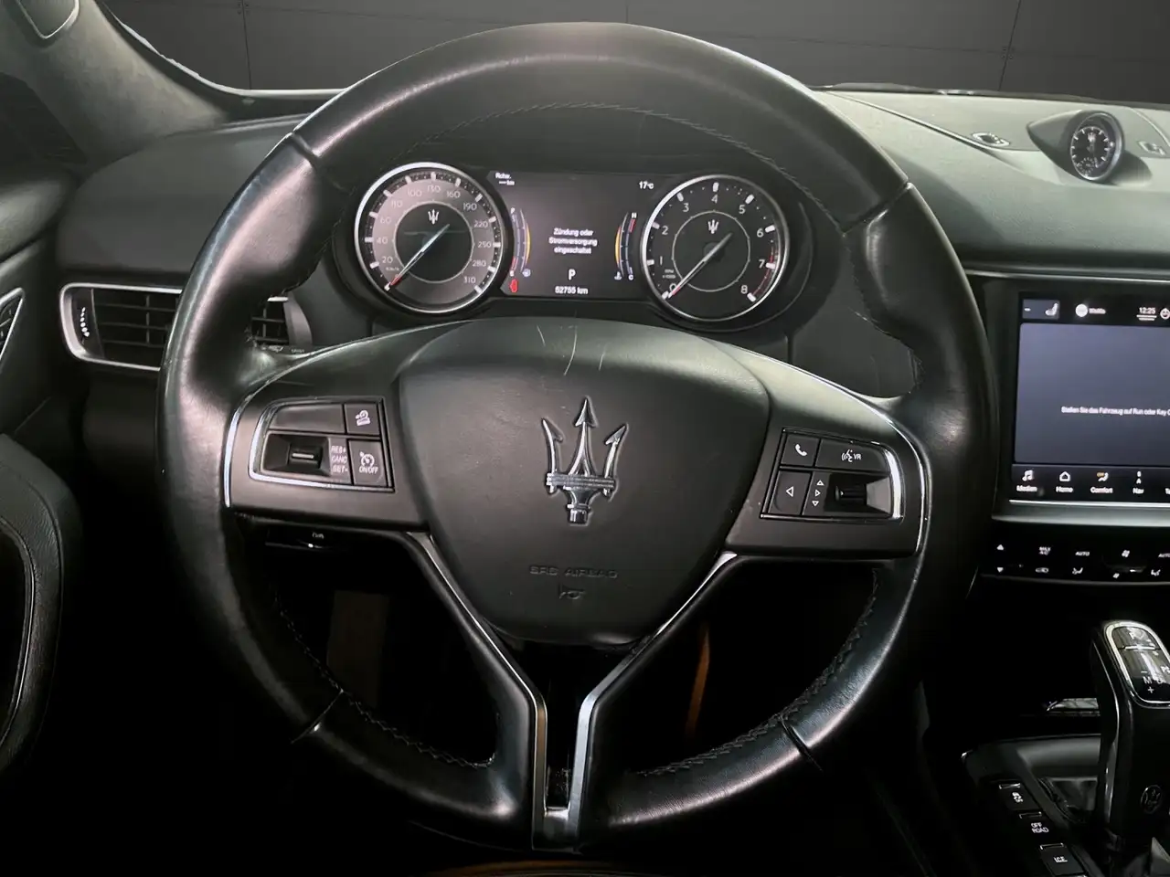 Maserati Levante 2022 — фото 8