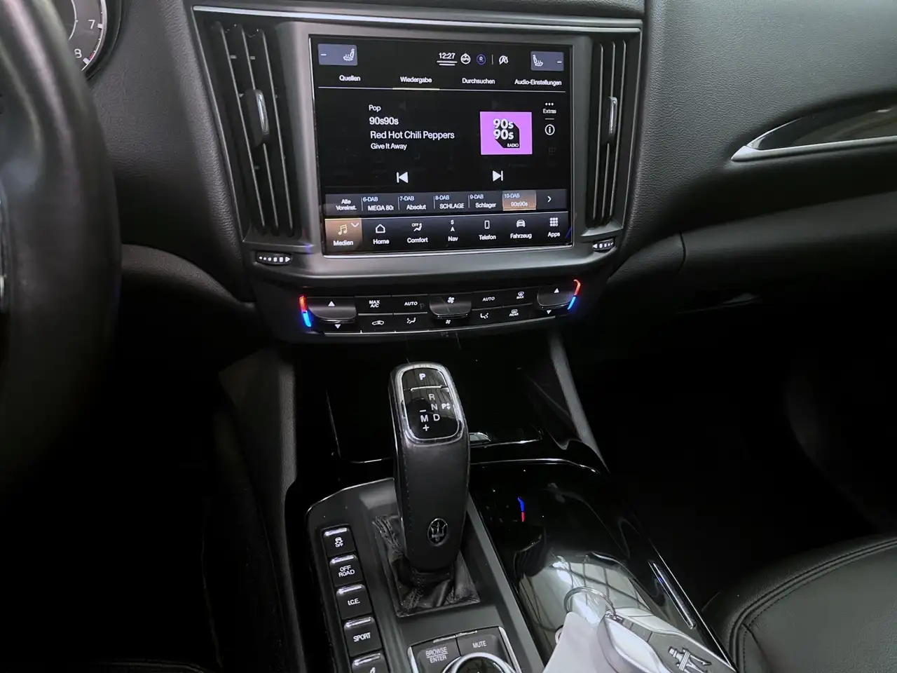 Maserati Levante 2022 — фото 13