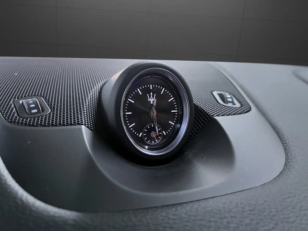 Maserati Levante 2022 — фото 14
