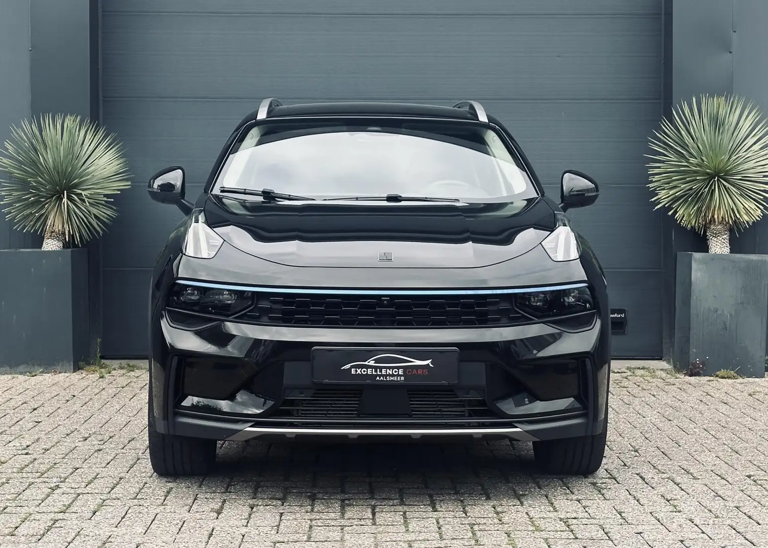 Lynk & Co 01 1.5 Zwart - 2