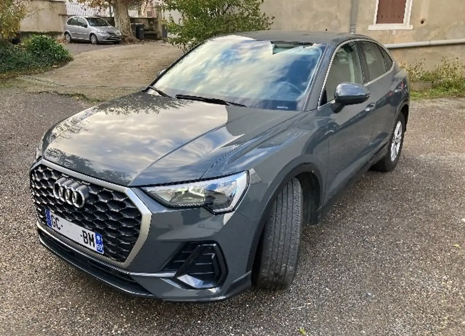 Audi Q3 Q3 35 TDI 150 ch S tronic 7 Advanced Gris - 1