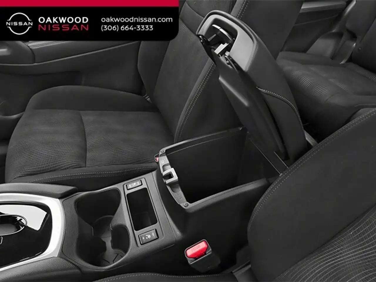 Nissan Rogue fotografie Nissan Rogue
