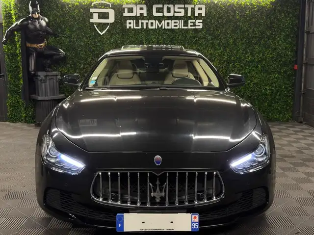 Maserati Ghibli view 4