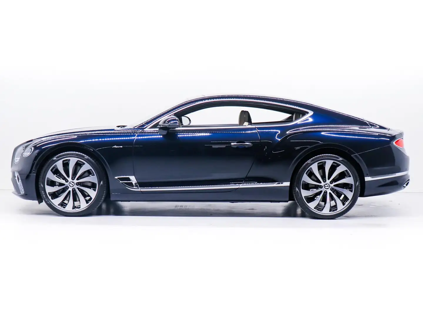 Bentley Continental GT 4.0 V8 Azure | Bang and Olufsen for Bentley | Tour - 2