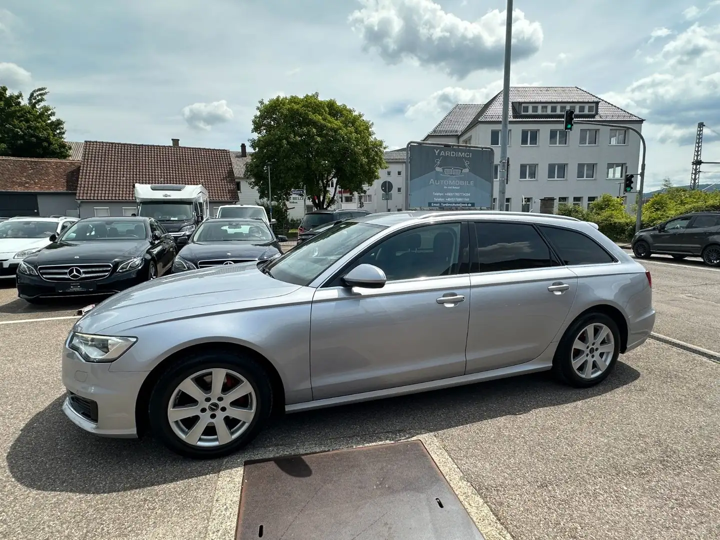 Audi A6 Avant 2.0 TDI ultra*NAVI*RFK*BIXENON*EURO6* Silber - 2