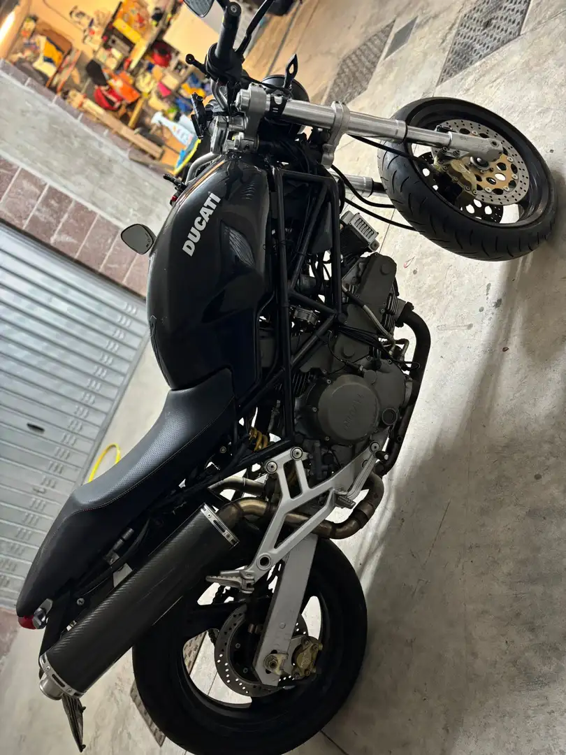 Ducati Monster 750 dark - 2