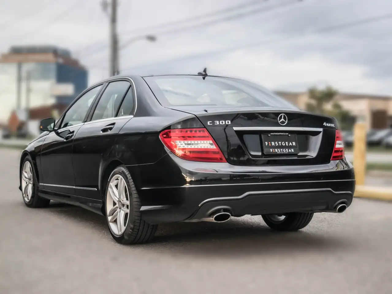 Mercedes-Benz C-Class снимка Mercedes-Benz C-Class