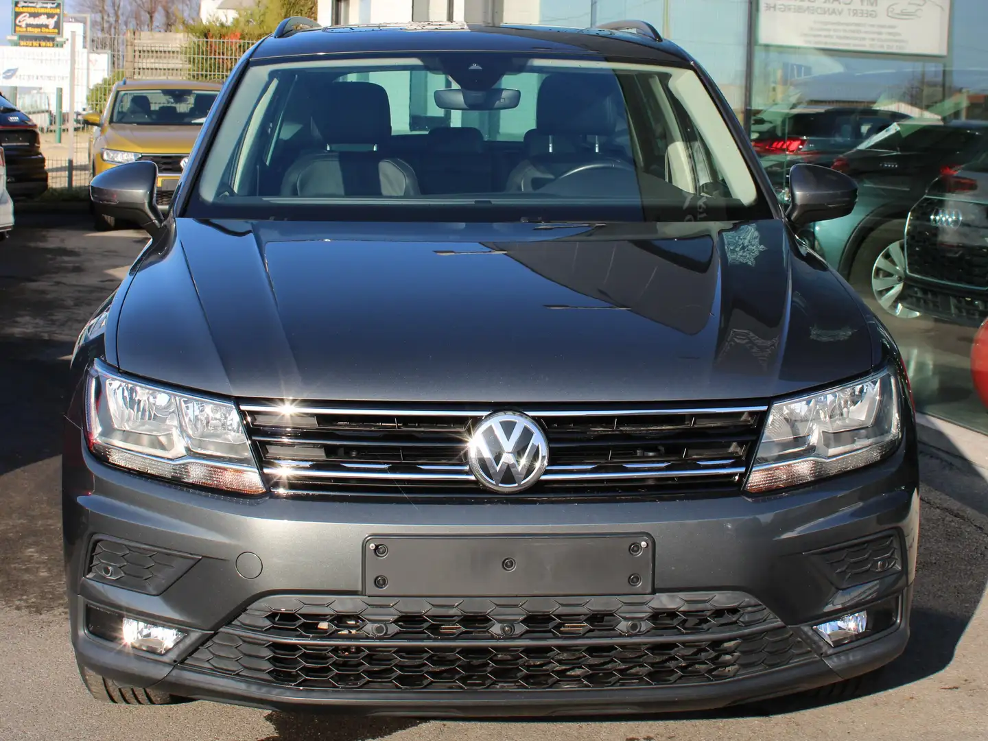 Volkswagen Tiguan Tiguan 1.5 TSI ACT DSG OPF-FULL OPTION-LEDER-TREKH Gris - 2