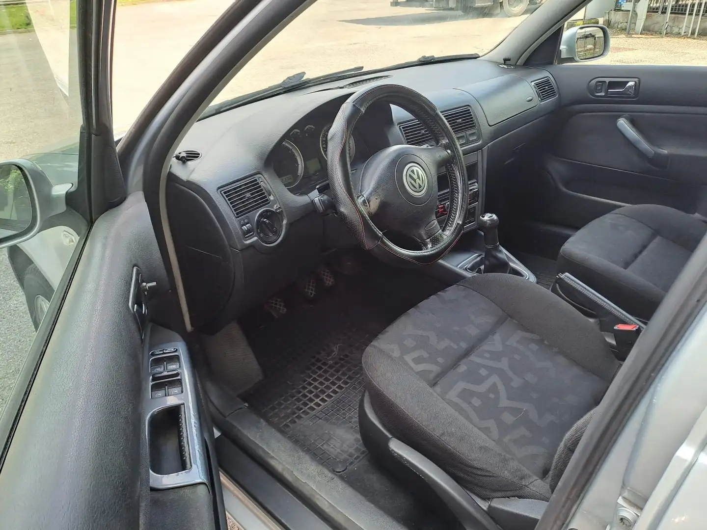 Volkswagen Golf Golf 5p 1.9 tdi 100cv - 2