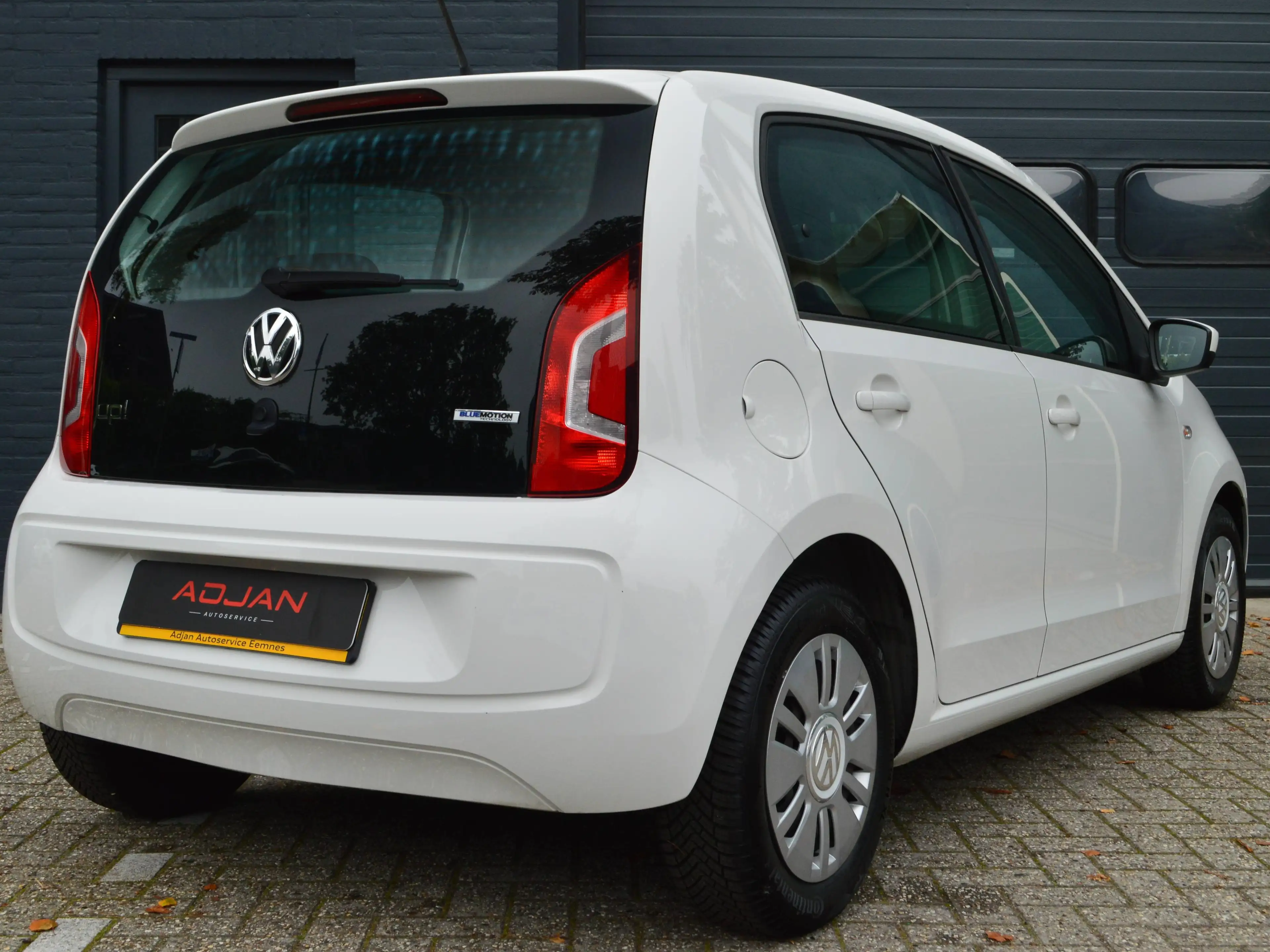 Volkswagen up! 1.0 move up! BlueMotion 5-Deurs Airco — photo 4