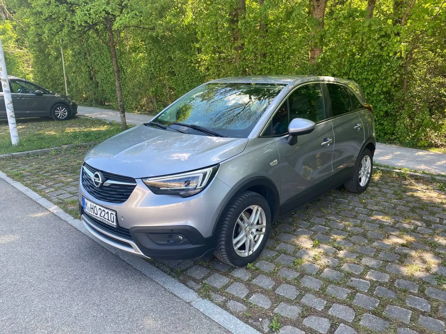 Opel Crossland X Crossland X 1.5 Diesel Start/Stop AutomatikInnovat Silber - 2