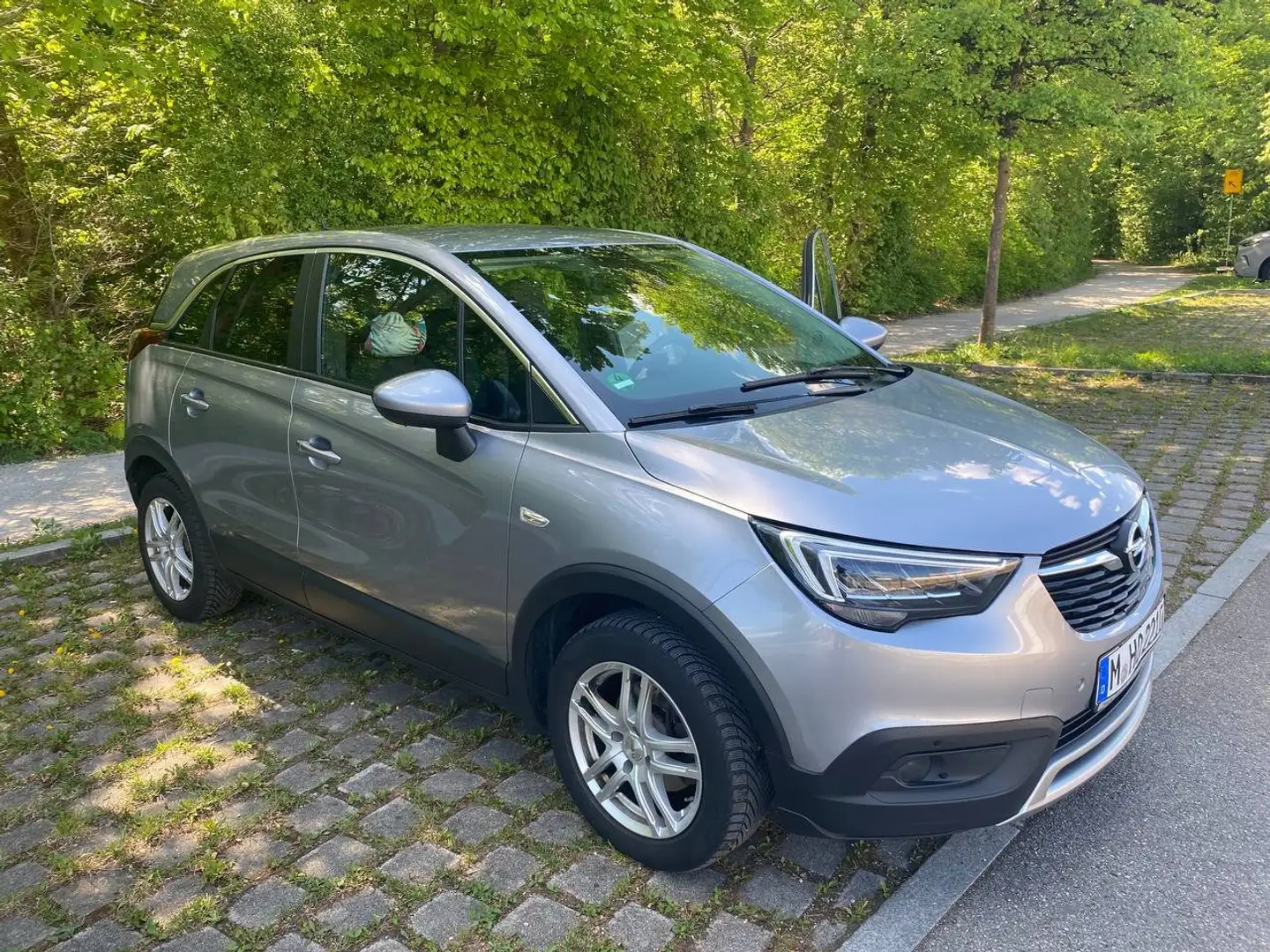 Opel Crossland X Crossland X 1.5 Diesel Start/Stop AutomatikInnovat Silber - 1