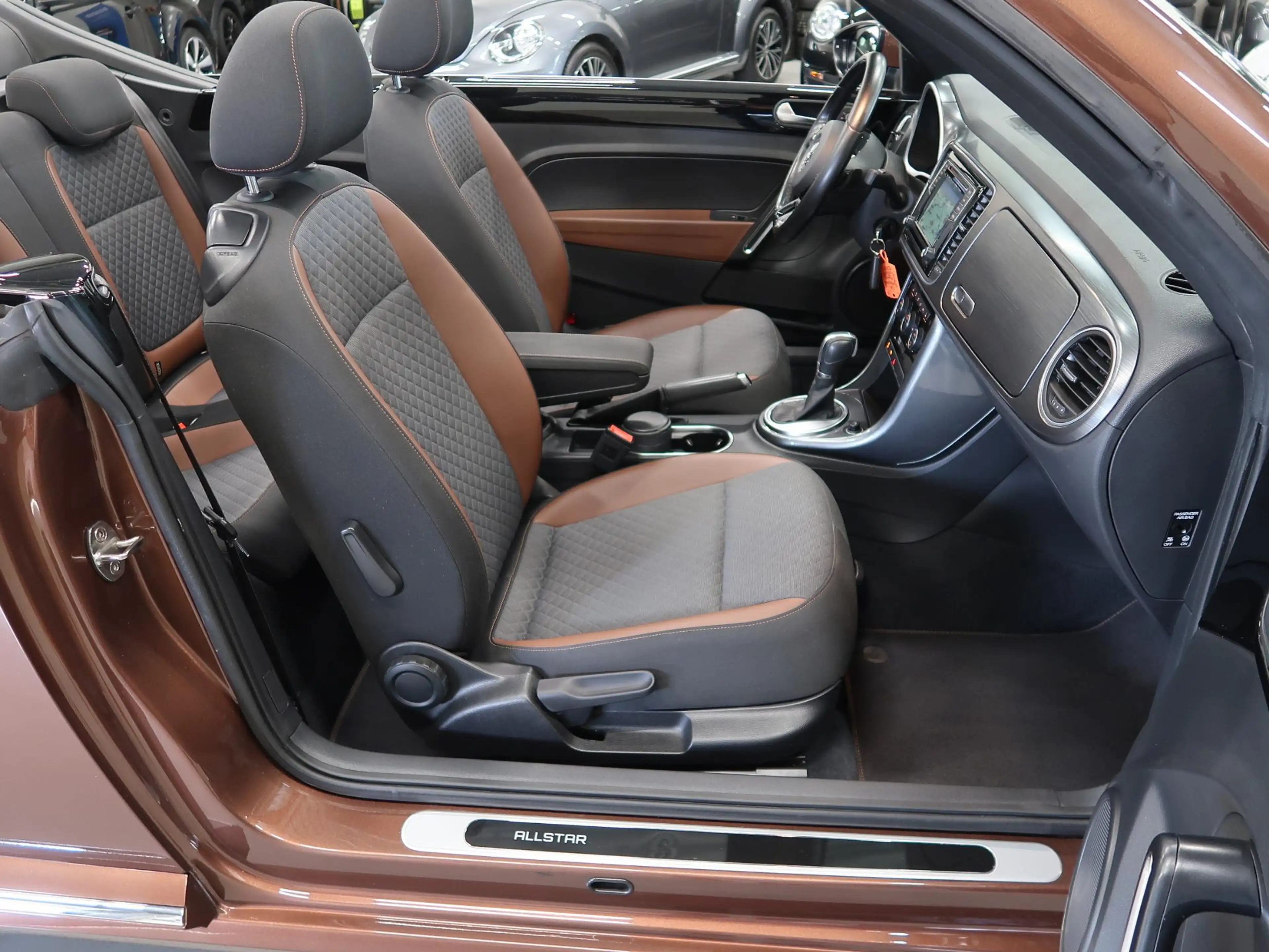 Volkswagen Beetle Cabriolet 1.2 TSI Allstar Automaat Camera App conn — photo 15