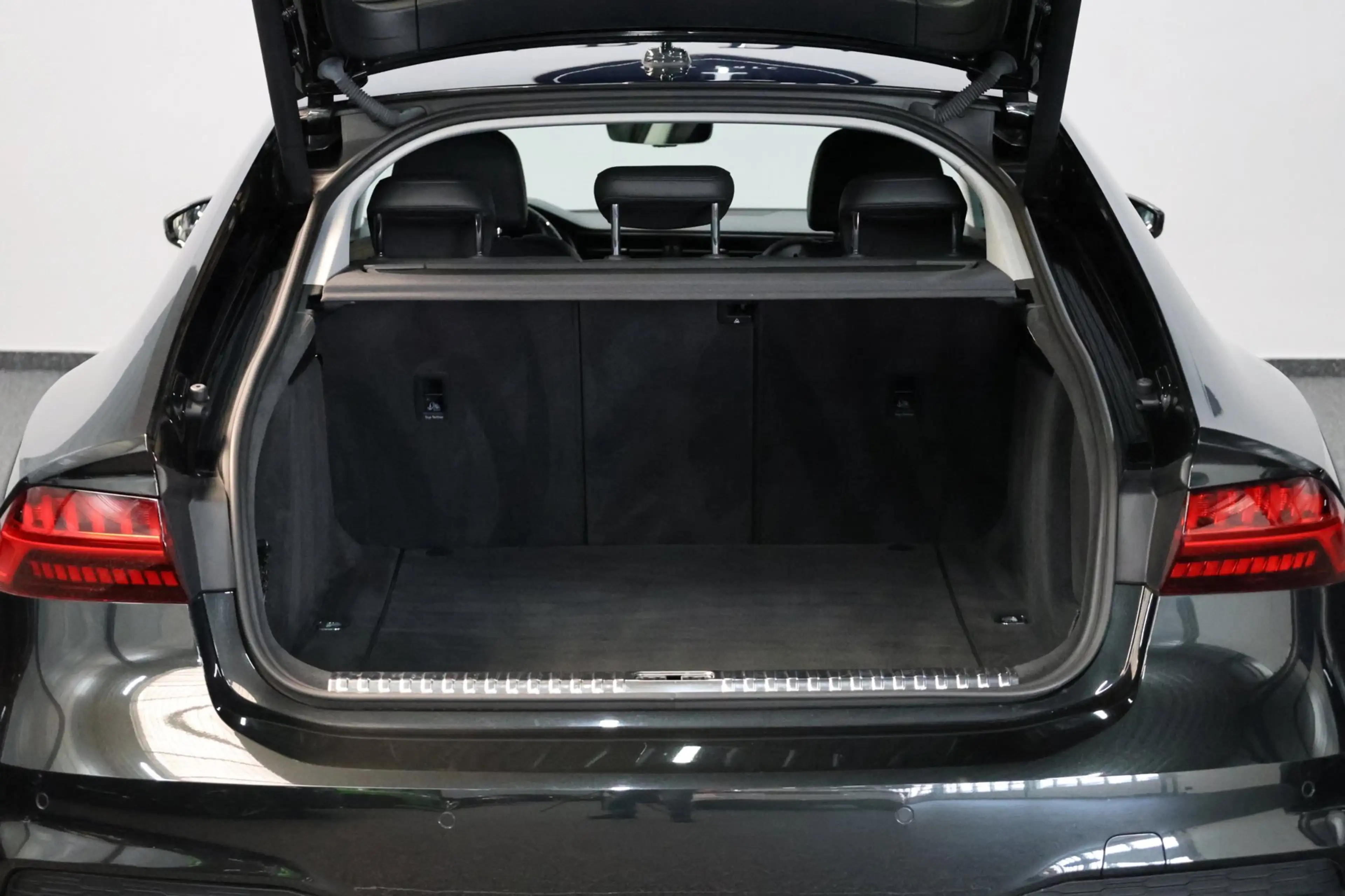 Audi A7 Sportback 55 TFSI quattro S-line 340+PK LED/VIRTUA — photo 32