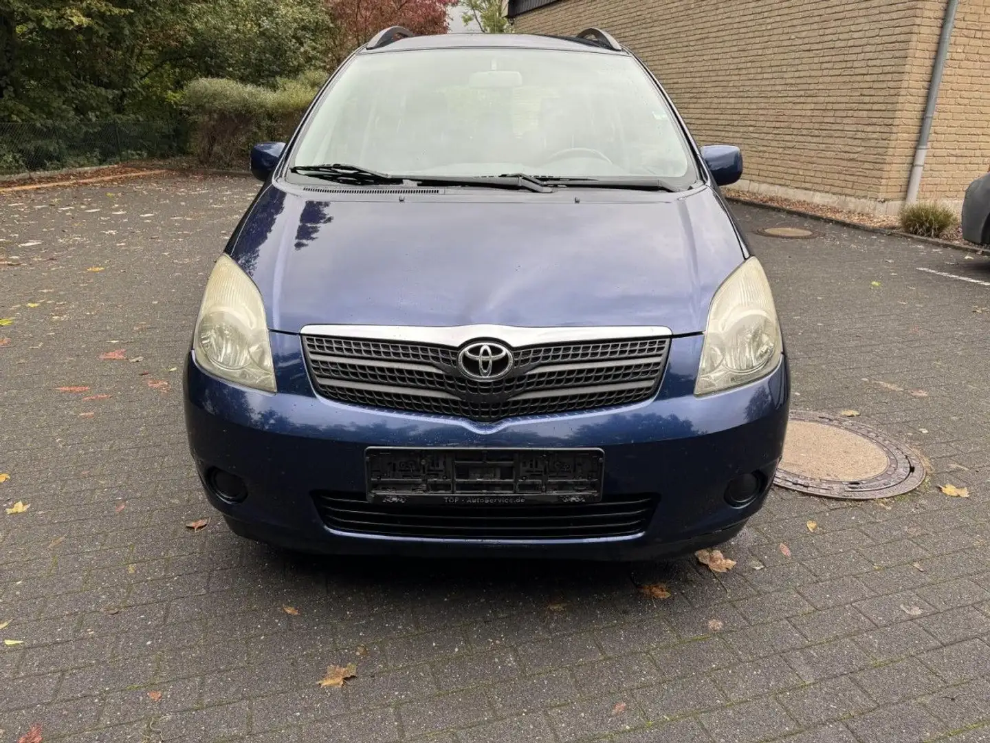 Toyota Corolla Verso 2.0 D-4D Linea Sol Klima Blau - 2