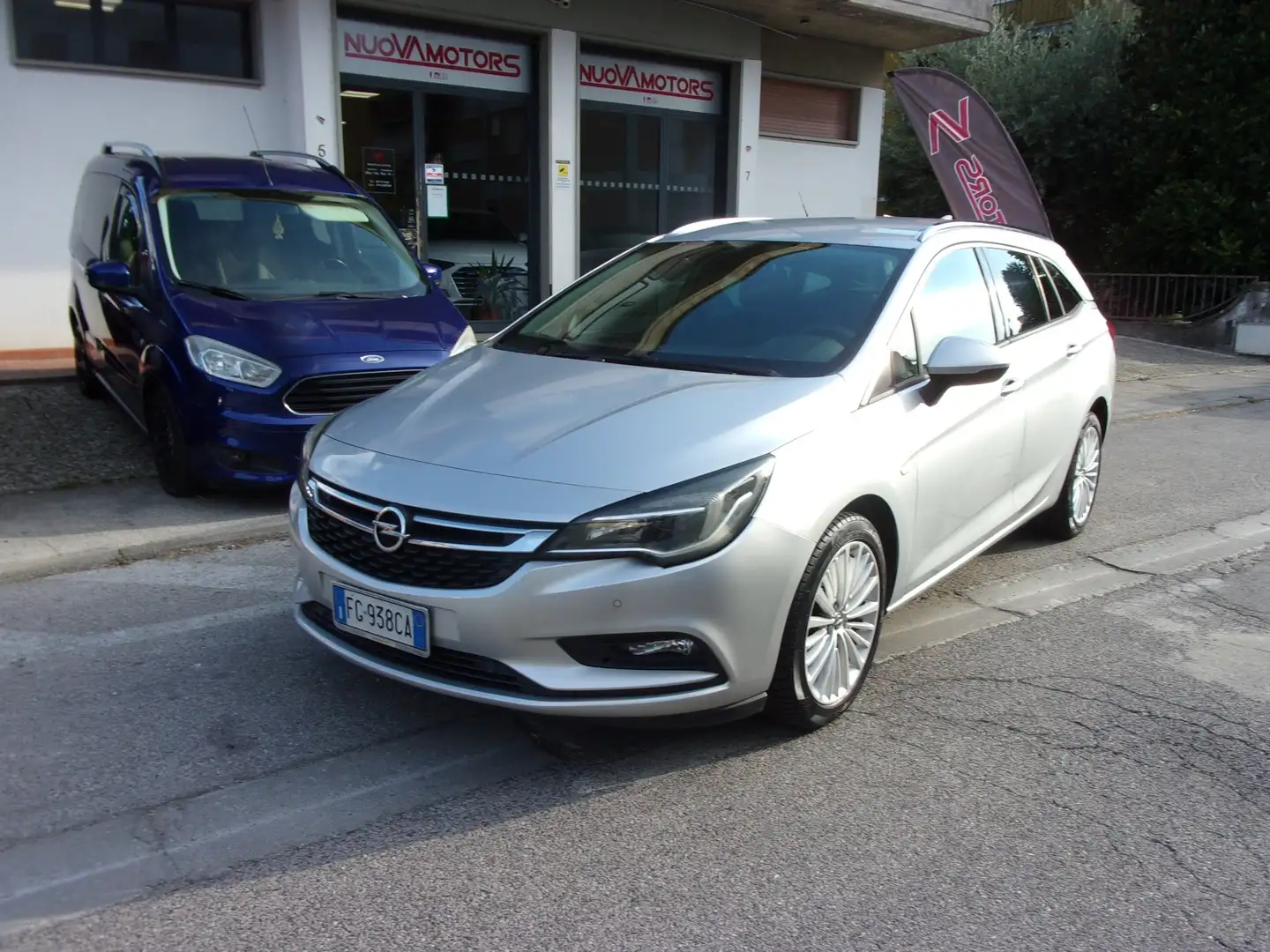 Opel Astra Astra V 2016 Sports Tourer 1.6 cdti Innovation s Plateado - 1