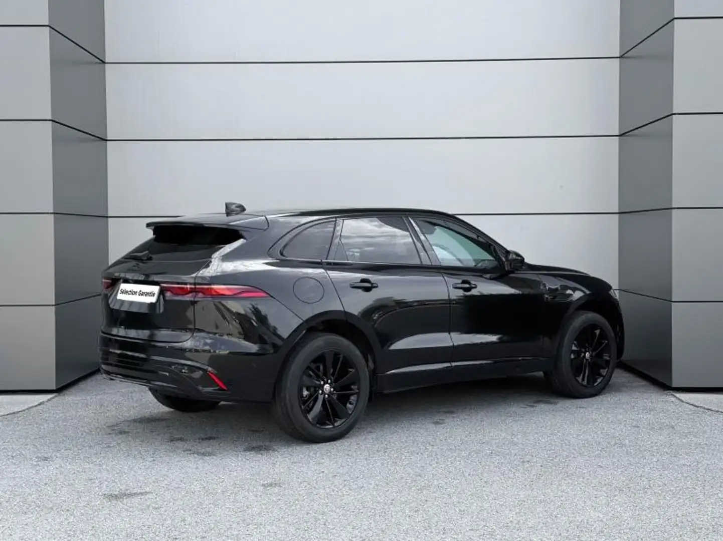 Jaguar F-Pace D200 MHEV R-Dynamic SE BVA8 AWD - 2
