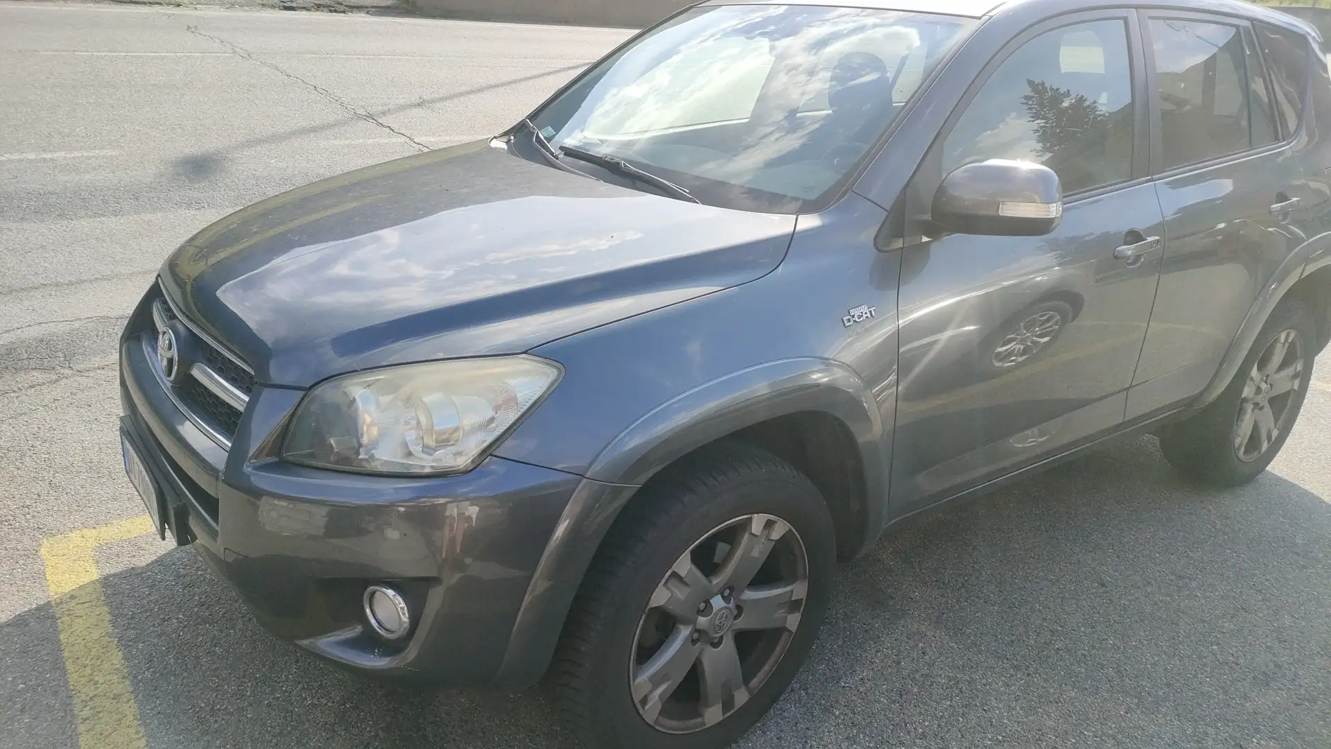 Toyota RAV 4 RAV4 2.2 d-cat Luxury 177cv dpf my09 Grigio - 2