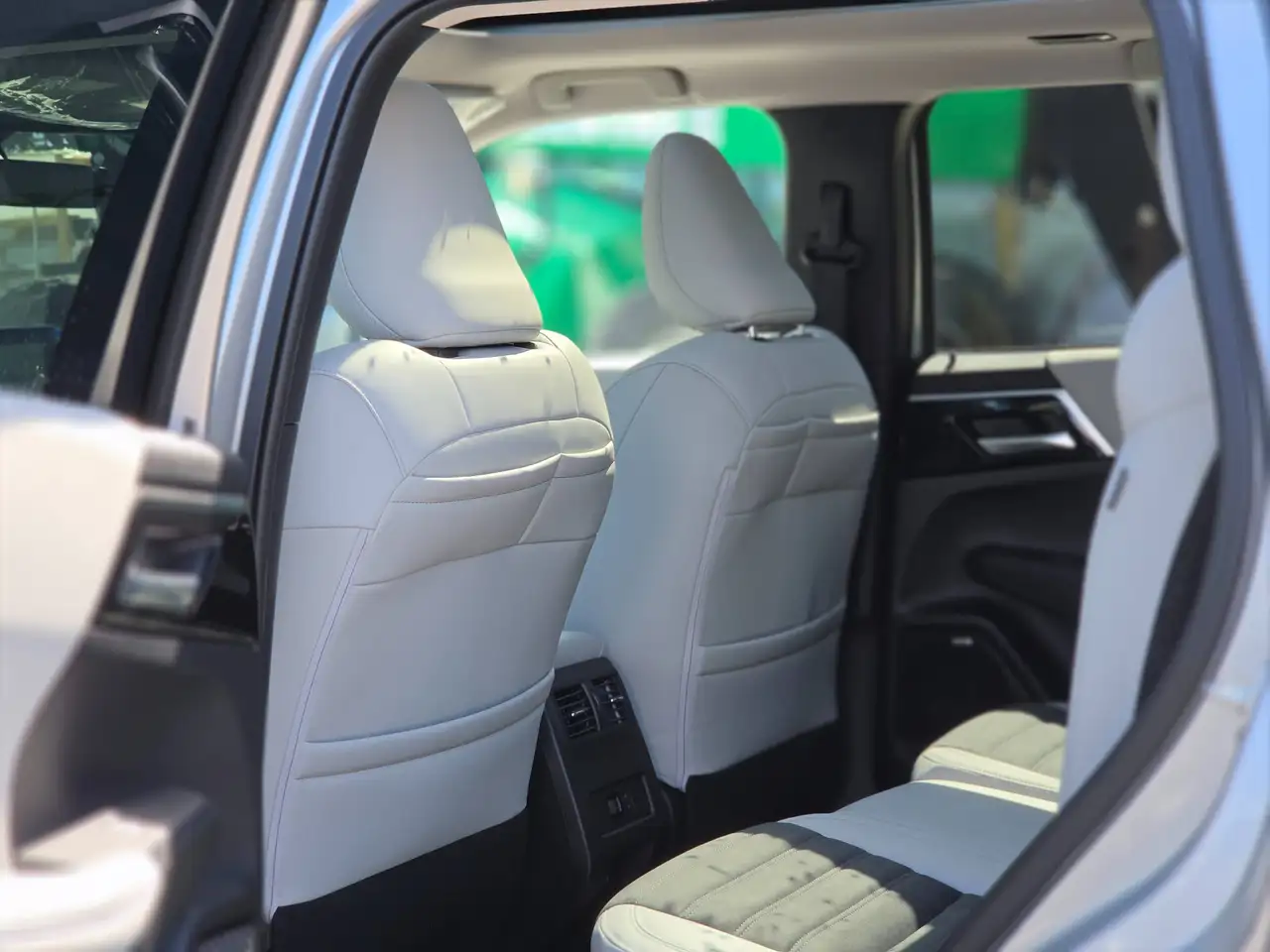 Mitsubishi Outlander 2026 — фото 17