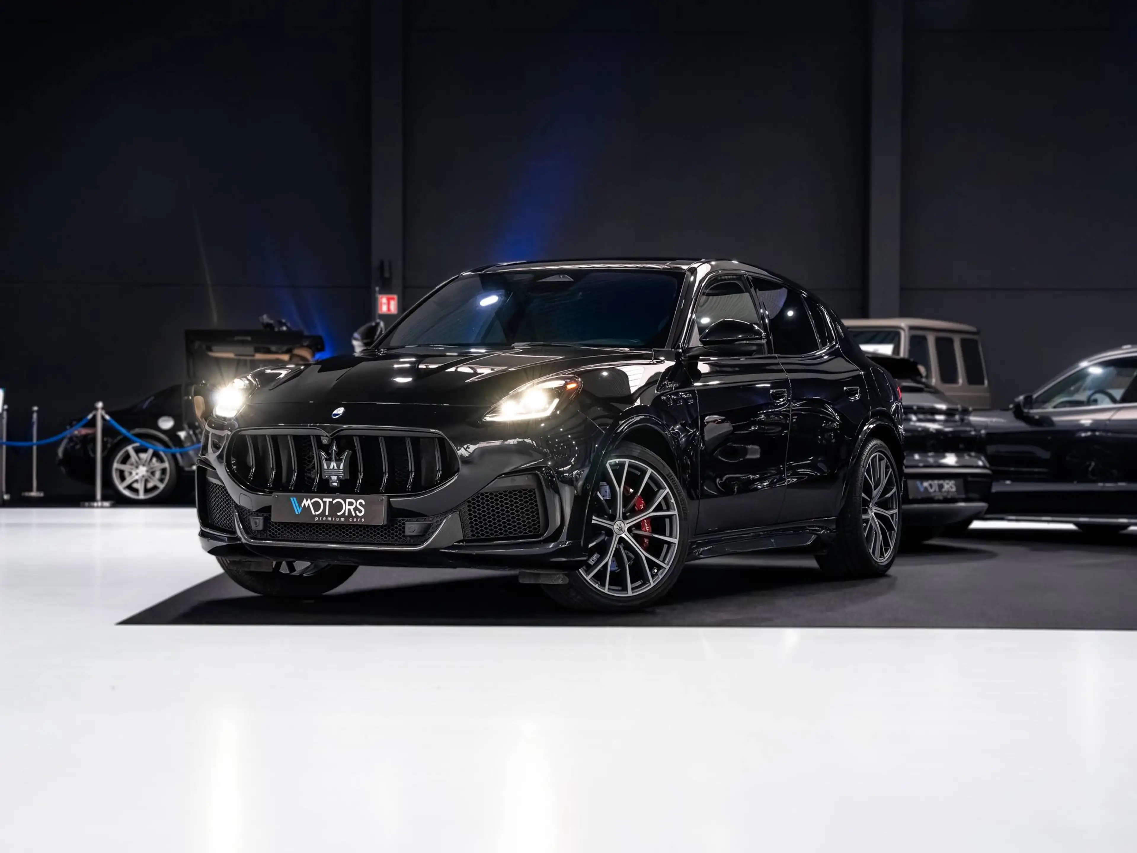 Maserati Grecale 3.0 V6 Turbo Trofeo - 21" - Carbon - HUD - 360° - Ventilatie - Zetelverw. - Driver Assist Plus